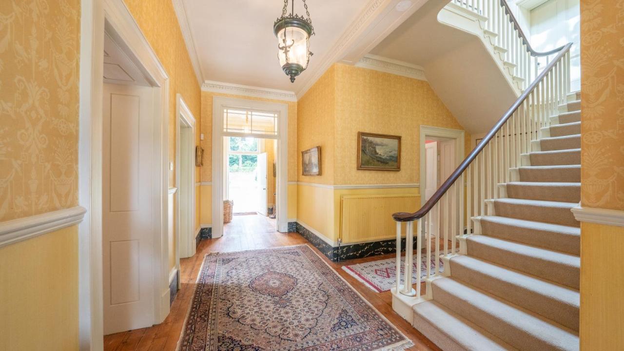 Pantybeiliau House Bed & Breakfast Gilwern Esterno foto