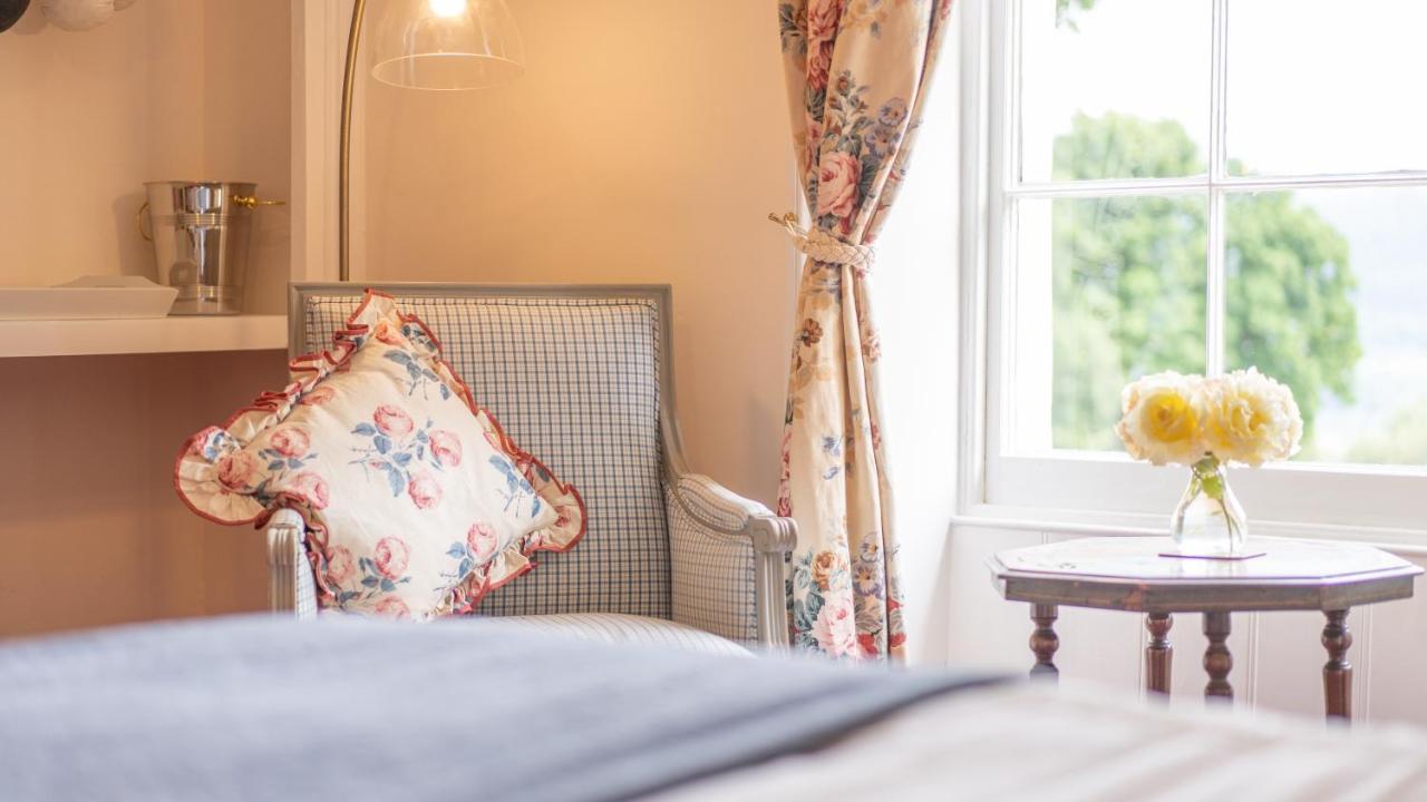 Pantybeiliau House Bed & Breakfast Gilwern Esterno foto