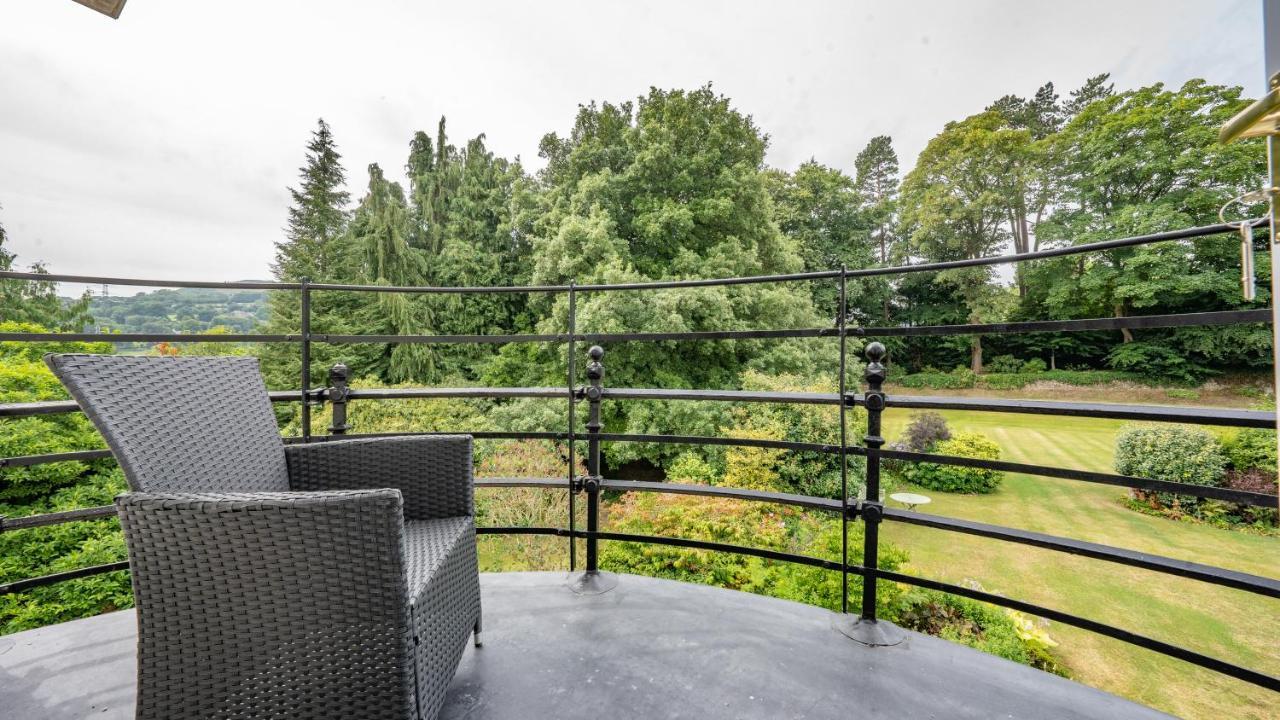 Pantybeiliau House Bed & Breakfast Gilwern Esterno foto