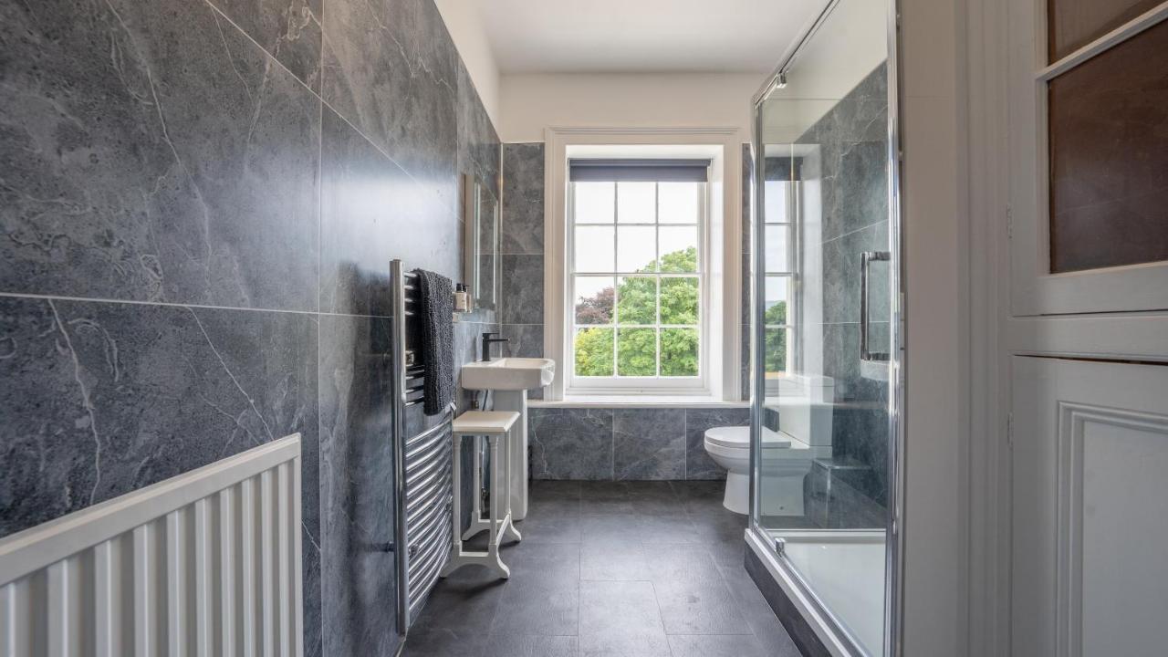 Pantybeiliau House Bed & Breakfast Gilwern Esterno foto
